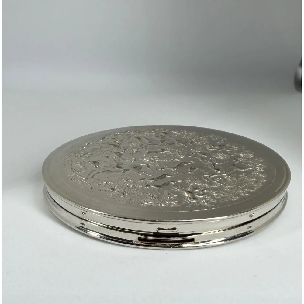 Vintage Tussy Silver Tone Makeup Compact Repousse Hunting Scene Horseback 3 Inch
